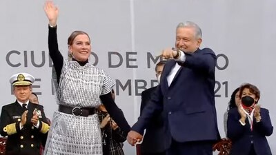 AMLO celebra tres años de gobierno en el Zócalo capitalino.