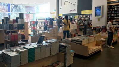 La librería dará paso a oficinas corporativas de la empresa