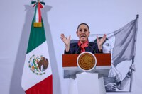 “Cabeza fría”: Sheinbaum anuncia cautela ante aranceles al aluminio y acero en EU