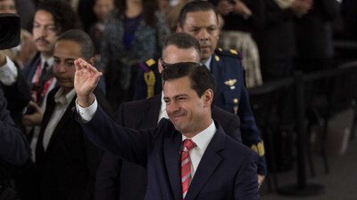 El primer mandatario también tiene tiempo para relajare y que mejor manera de hacerlo que con memes