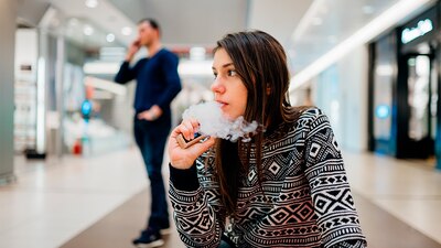 Están prohibidos en el país debido a que el acetato de acetato de vitamina E es altamente tóxico