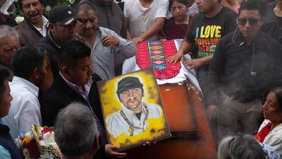 Los asistentes lamentaron el asesinato del religioso y recordaron su labor en vida