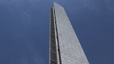 La obra costó mil 304 millones 917.7 mil pesos y nunca se supo exactamente cuál era su objetivo