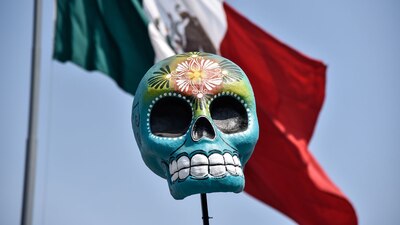 La jefa de Gobierno capitalina, Claudia Sheinbaum, indicó que se hará un festejo virtual por el Día de Muertos