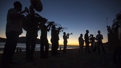 Hay personas que critican que la gentrificación atenta contra la cultura y sus expresiones, como la banda