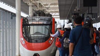 El presidente afirmó que espera terminarlo en 2023