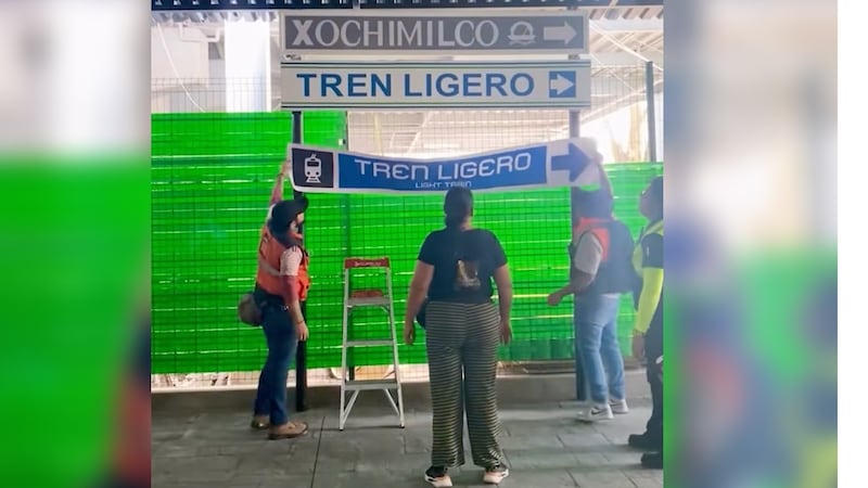 ¿Tren sin azúcar? Exhiben cambio de letreros en el Tren Ligero, por el Mundial de fútbol