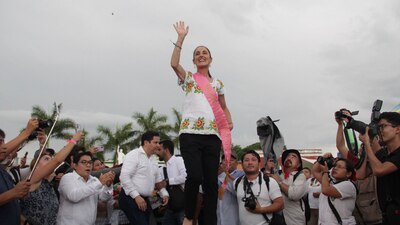 Publicó 5 encuestas que la ponen arriba de sus contendientes