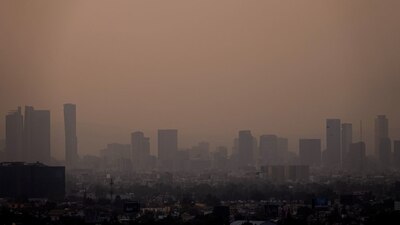 Autoridades capitalinas recomiendan evitar actividades cívicas, culturales y de recreo al aire libre.