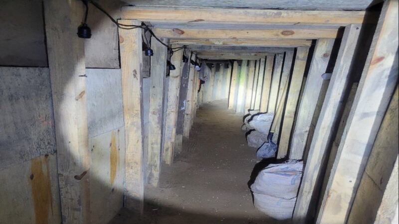 Localizan túnel clandestino para el cruce de migrantes de Ciudad Juárez a El Paso, Texas