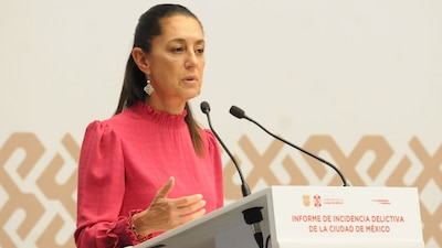 La jefa de Gobierno indicó que ha sido blanco de calumnias por parte de columnas y notas periodísticas