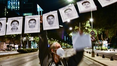 Padres de los normalistas confían en que el gobierno de AMLO continué con las investigaciones