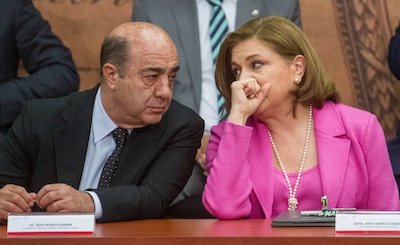 Jesús Murillo, ex titular de la PGR, fue quien adquirió el spyware, operado durante la administración de Arely Gómez, según reportes