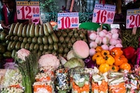 Inflación en México desacelera ligeramente en junio... pero aún supera el pronóstico de Banxico