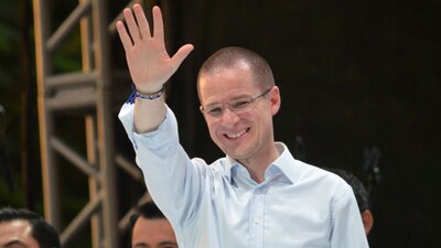 Los magistrados dijeron que Morena no acreditó la existencia de una orden de aprehensión