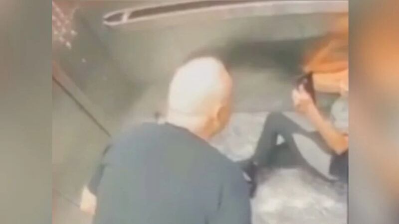 ‘Lord Elevador’: Exhiben a hombre golpeando brutalmente a mujer en CDMX; Fiscalía investiga