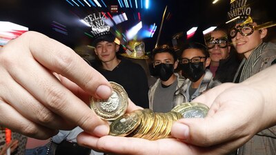 Tras semanas de permanecer en las 16 unidades, el superpeso sigue con resaca