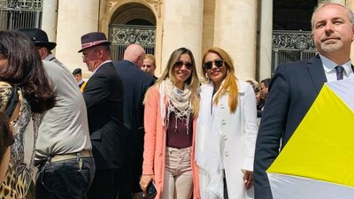 La alcaldesa pudo presenciar una audiencia pública del papa