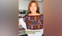 Influencer dice que huipil parece jerga y la critican en redes sociales
