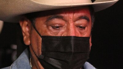 "Con cabeza fría y corazón caliente hablé a nombre de todos", escribió el morenista