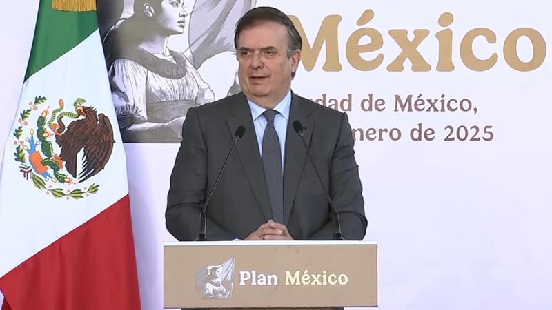 Ebrard elogia a Sheinbaum por el ‘Plan México’: “nunca había visto algo así”