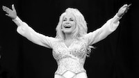 Fallece Dolly Parton, ícono de la música country, a los 80 años
