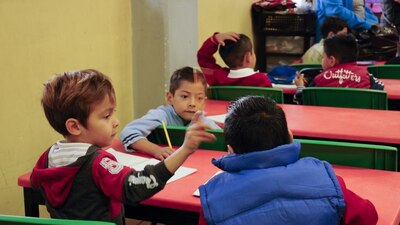 El Gobierno de la Ciudad de México amplió el programa para cubrir toda la educación básica
