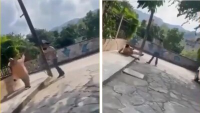 El video muestra cuando el joven golpea al anciano que no se puede defender.