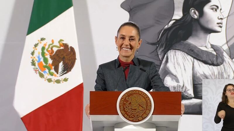 Sheinbaum ‘trolea’ a Trump: plantea llamar un nuevo tren como ‘Golfo de México’