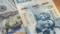Peso le saca ventaja al dólar; tipo de cambio se ubica en 20.68