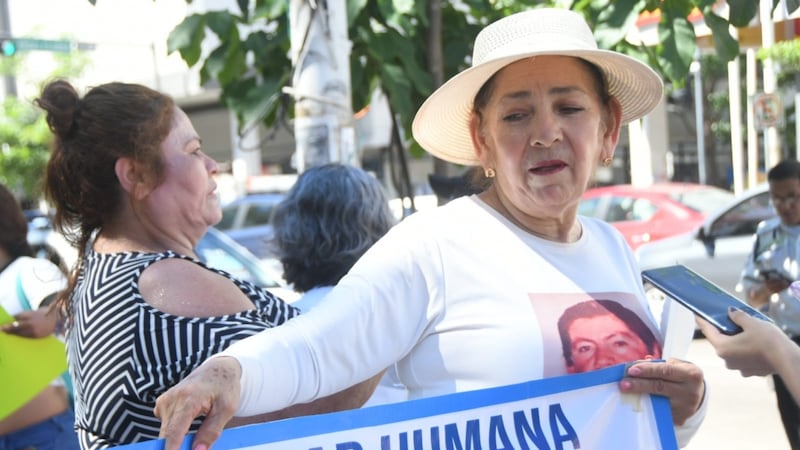 Hombres armados atacan a balazos a la madre buscadora, Alma Rosa Rojo, en Culiacán, Sinaloa