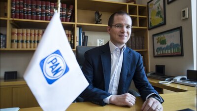 El líder del PAN cree que López Obrador es un peligro para México