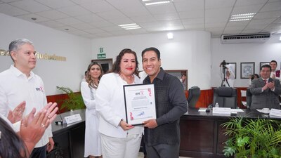 Dijo que incluirá en su gobierno las propuestas de sus adversarias de esta contienda electoral