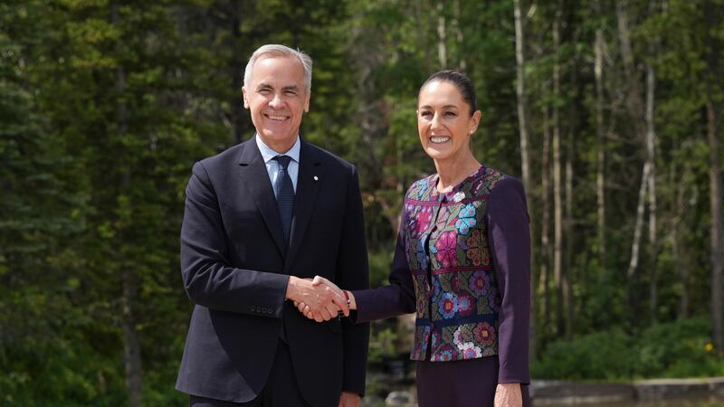 Sheinbaum agradece a primer ministro canadiense por invitación al G7 y presume fotos