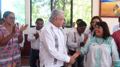 López Obrador se dijo víctima de ataques constantes de sus opositores