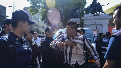 Una persona es detenida en la capital del país