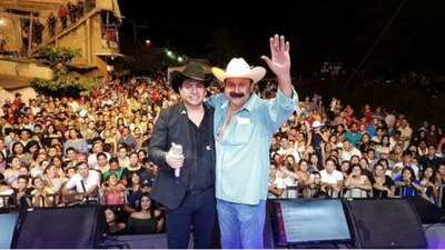 'Layín' no desaprovecha la oportunidad para bailar