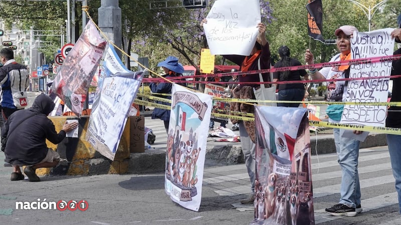¿Por qué protestan? Bloqueo en Paseo de la Reforma suma más de 10 horas