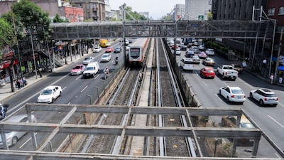 Este nuevo piso peatonal pasaría sobre Calzada del Tlalpan, arriba del STC