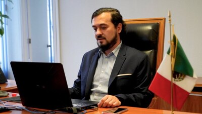 A partir de hoy es el nuevo presidente de la Comisión Nacional de Salarios Mínimos