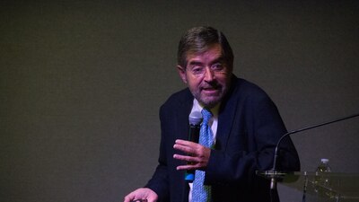 El exrector de la UNAM indicó que no tiene síntomas graves de la enfermedad