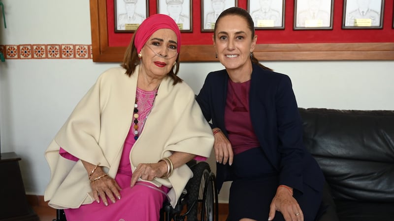 Sheinbaum lamenta muerte de Elsa Aguirre; la recuerda como “un símbolo de México”