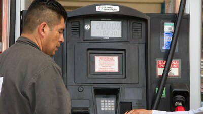 Una estación de servicio de combustible en la Ciudad de México