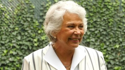 La exministra quiere lograr la paz y la recomposición del tejido social