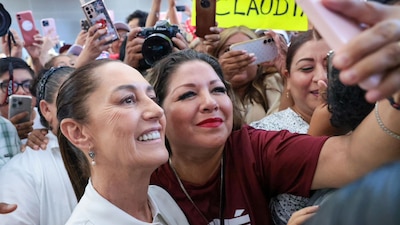 Seguidores pidieron sacarse una fotografía con Sheinbaum