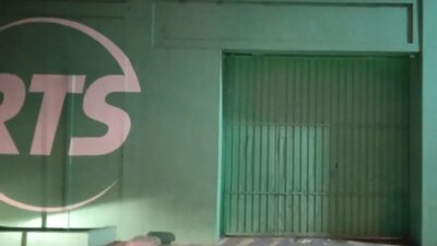 Durante la madrugada el edificio de RTS recibió ráfagas de disparos