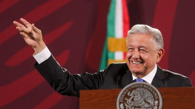 AMLO dijo que en las redes sociales debe prevalecer la libertad de expresión