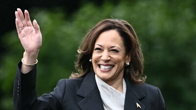 Fue aplaudida por los casi 5 mil delegados que el martes le dieron su voto para convertirla en la abanderada del partido