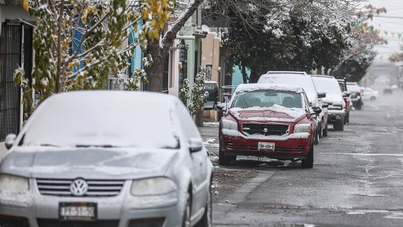 Fotos y video: Onda gélida y frente frío pintan de blanco a México