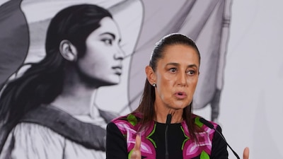 CIUDAD DE MÉXICO, 29JULIO2026.- Claudia Sheinbaum Pardo, presidenta de México, durante la conferencia matutina realizada en Palacio Nacional, en la que se tocó el tema del nuevo vehículo de KIA. FOTO: CAMILA AYALA BENABIB / CUARTOSCURO.COM